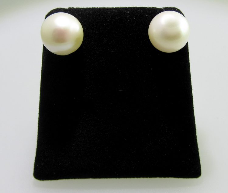 Japanese Akoya Pearl Stud Earrings