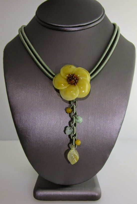 Flower Solo Necklace