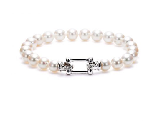 MASTOLONI - 18K White Gold 6.5-7MM White Round Cultured Pearl Bracelet with 4 Diamonds 0.05 TCW 7 Inches