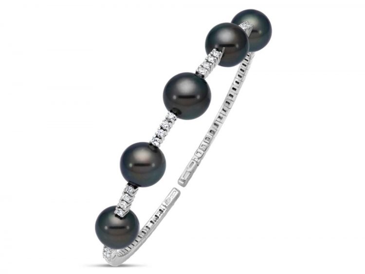 MASTOLONI - 18K White Gold 9.5-10.5MM Black Round Tahitian Pearl Bracelet with 24 Diamonds 0.55 TCW