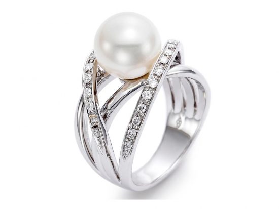 MASTOLONI - 18K White Gold 9.5-10MM White Round Cultured Pearl Ring with 28 Diamonds 0.33 TCW