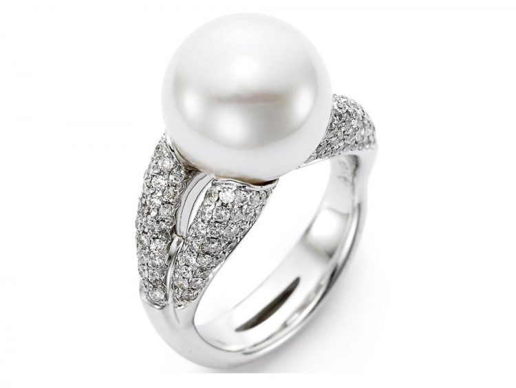 MASTOLONI - 18K White Gold 12-13MM White Round South Sea Pearl Ring with 148 Diamonds 1.07 TCW