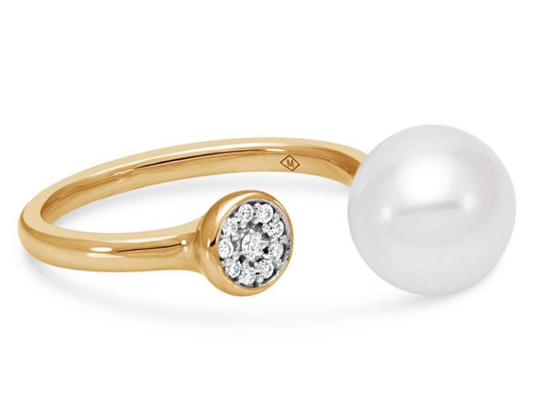 MASTOLONI - 18K Yellow Gold 9-9.5MM White Round Cultured Pearl Ring with 10 Diamonds 0.06 TCW