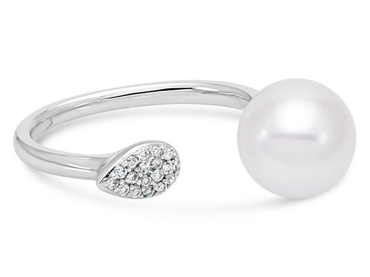 MASTOLONI - 18K White Gold 9-9.5MM White Round Cultured Pearl Ring with 17 Diamonds 0.07 TCW